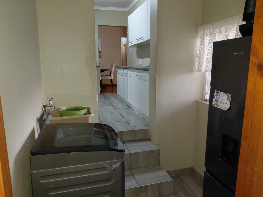 4 Bedroom Property for Sale in Heuwelkruin Eastern Cape